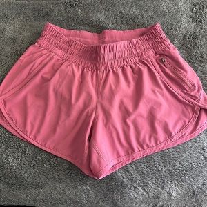lululemon tracker shorts 4”